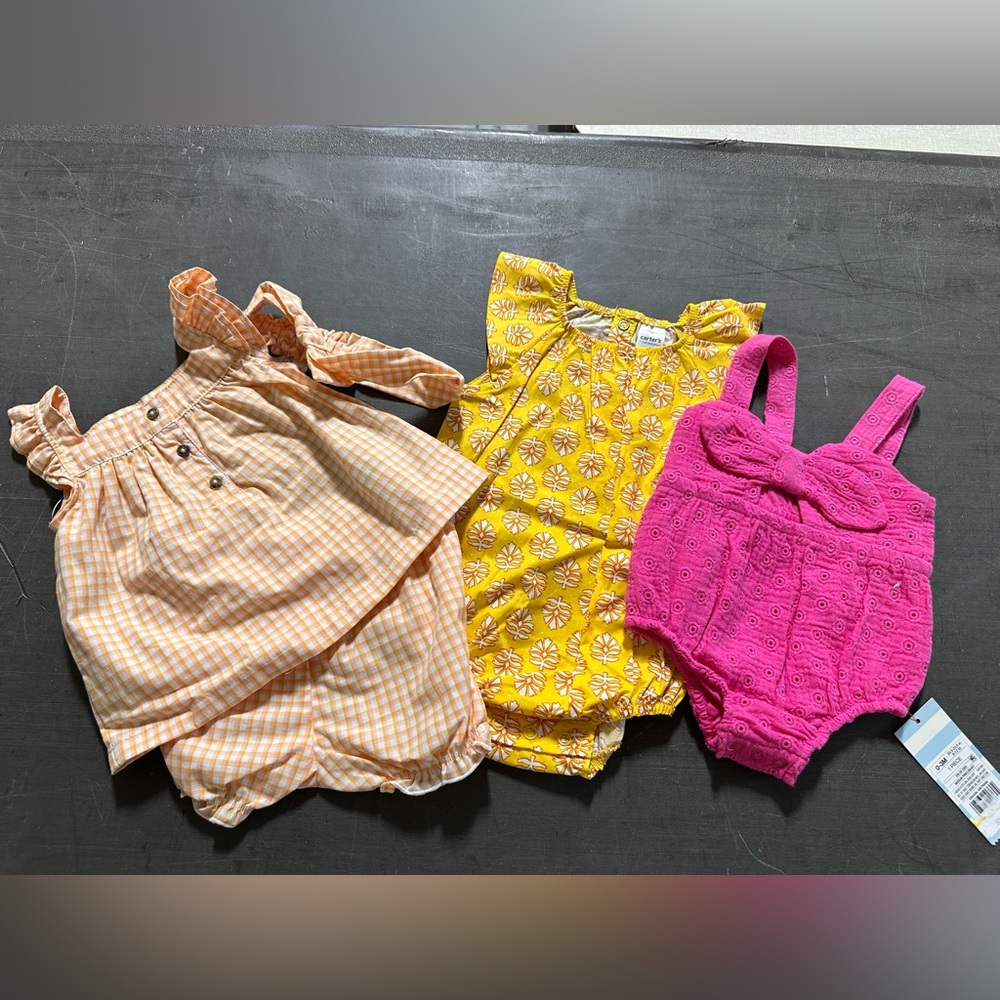 Carter’s and‎ Cat & Jack baby outfits rompers